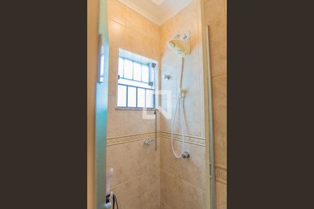 Casa à venda com 110m², 3 quartos e 3 vagas Casa à venda com 110m², 3 quartos e 3 vagasBanheiro Social