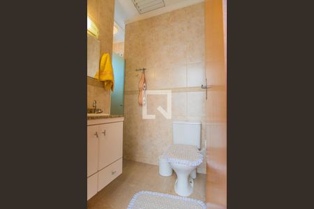 Casa à venda com 110m², 3 quartos e 3 vagas Casa à venda com 110m², 3 quartos e 3 vagasBanheiro Social