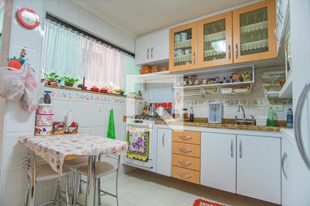 Casa à venda com 110m², 3 quartos e 3 vagas Casa à venda com 110m², 3 quartos e 3 vagasCozinha