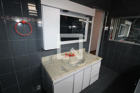 Banheiro Suite de casa para alugar com 2 quartos, 160m² em Vila Lúcia, São Paulo