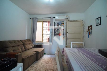 Sala  de apartamento à venda com 1 quarto, 45m² em Rubem Berta, 