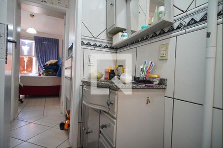 Banheiro de apartamento à venda com 1 quarto, 45m² em Rubem Berta, 