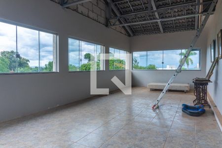 Casa de condomínio para alugar com 600m², 6 quartos e 3 vagas Casa de condomínio para alugar com 600m², 6 quartos e 3 vagasVaranda