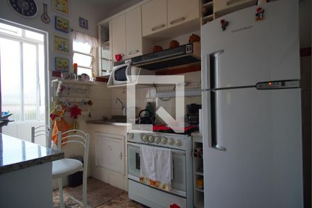 Apartamento à venda com 65m², 2 quartos e sem vagaCozinha