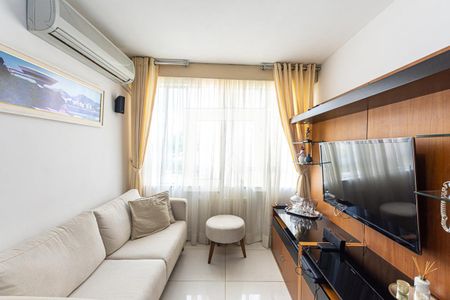 Apartamento à venda com 60m², 2 quartos e 1 vagaSala