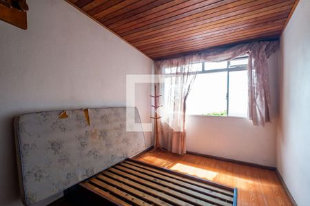 Casa à venda com 380m², 5 quartos e 8 vagas Casa à venda com 380m², 5 quartos e 8 vagasQuarto 3