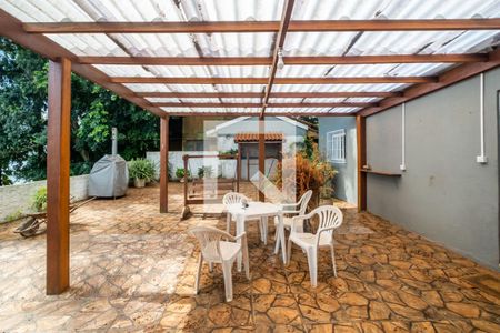 Casa à venda com 380m², 5 quartos e 8 vagas Casa à venda com 380m², 5 quartos e 8 vagasÁrea externa