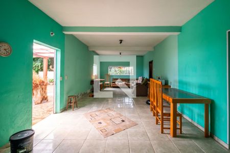 Sala de casa à venda com 5 quartos, 380m² em Ipanema, Porto Alegre