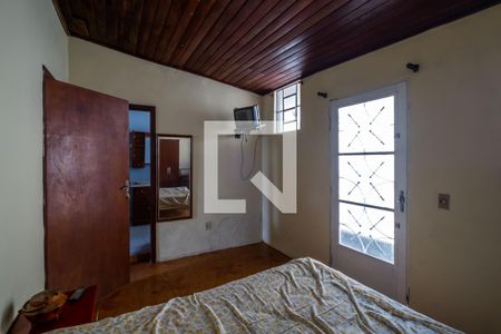 Casa à venda com 380m², 5 quartos e 8 vagas Casa à venda com 380m², 5 quartos e 8 vagasSuíte 1