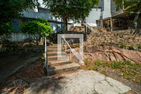 Casa à venda com 380m², 5 quartos e 8 vagas Casa à venda com 380m², 5 quartos e 8 vagasÁrea externa