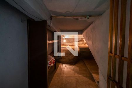 Casa à venda com 380m², 5 quartos e 8 vagas Casa à venda com 380m², 5 quartos e 8 vagasAdega