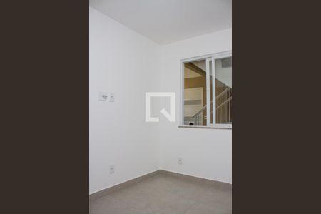 Quarto 01 de apartamento para alugar com 2 quartos, 42m² em Piedade, Rio de Janeiro