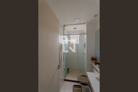 Banheiro de apartamento à venda com 2 quartos, 45m² em Jardim Utinga, Santo André