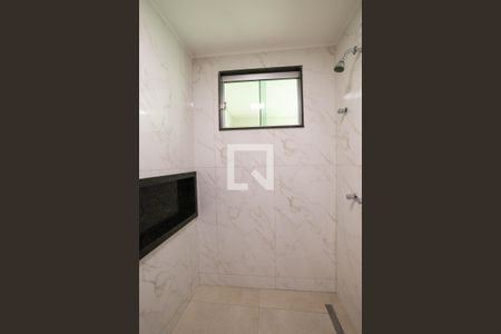 Casa para alugar com 280m², 4 quartos e 1 vaga Casa para alugar com 280m², 4 quartos e 1 vagaBanheiro