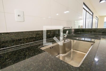 Casa para alugar com 280m², 4 quartos e 1 vaga Casa para alugar com 280m², 4 quartos e 1 vagaCozinha