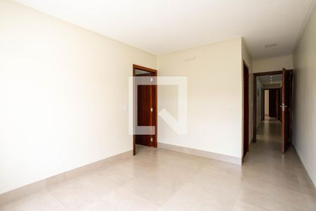 Casa para alugar com 280m², 4 quartos e 1 vaga Casa para alugar com 280m², 4 quartos e 1 vagaSuite 1