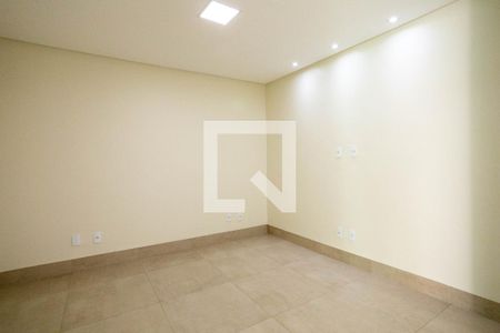 Sala 2 de casa para alugar com 4 quartos, 280m² em Setor Santos Dumont, Goiânia