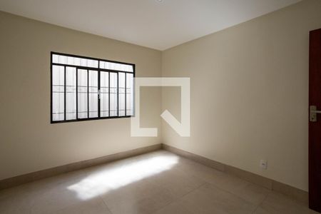 Casa para alugar com 280m², 4 quartos e 1 vaga Casa para alugar com 280m², 4 quartos e 1 vagaQuarto 1