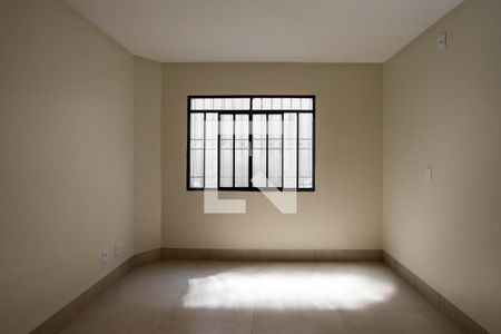 Casa para alugar com 280m², 4 quartos e 1 vaga Casa para alugar com 280m², 4 quartos e 1 vagaQuarto 2