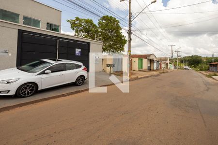 Casa para alugar com 280m², 4 quartos e 1 vaga Casa para alugar com 280m², 4 quartos e 1 vagaFachada