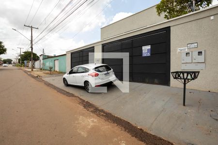 Casa para alugar com 280m², 4 quartos e 1 vaga Casa para alugar com 280m², 4 quartos e 1 vagaFachada