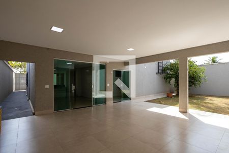 Casa para alugar com 280m², 4 quartos e 1 vaga Casa para alugar com 280m², 4 quartos e 1 vagaÁrea gourmet