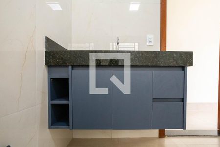Casa para alugar com 280m², 4 quartos e 1 vaga Casa para alugar com 280m², 4 quartos e 1 vagaBanheiro da suite