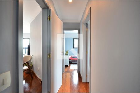 Corredor de apartamento à venda com 3 quartos, 172m² em Vila Clementino, São Paulo