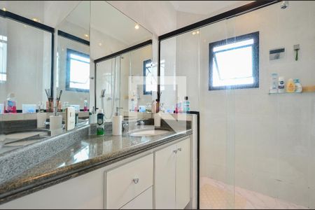 Apartamento à venda com 172m², 3 quartos e 3 vagasBanheiro Social