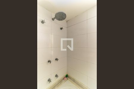 Apartamento à venda com 220m², 3 quartos e 3 vagasBanheiro da Suíte 1 - Ducha