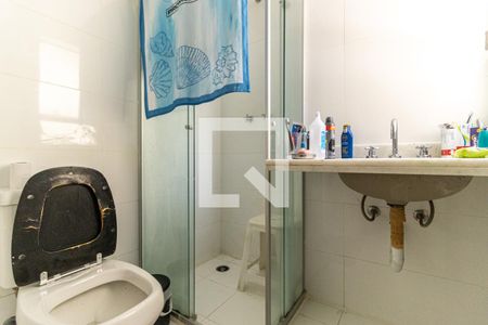 Apartamento à venda com 220m², 3 quartos e 3 vagasBanheiro da Suíte 2