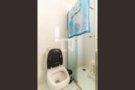 Apartamento à venda com 220m², 3 quartos e 3 vagasBanheiro da Suíte 2 - Box