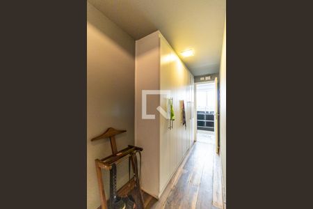 Apartamento à venda com 220m², 3 quartos e 3 vagasCorredor - Armário