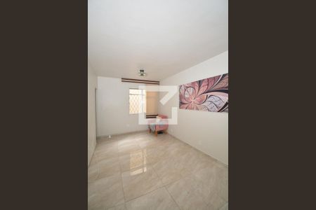 Sala de apartamento à venda com 3 quartos, 76m² em Irajá, Rio de Janeiro