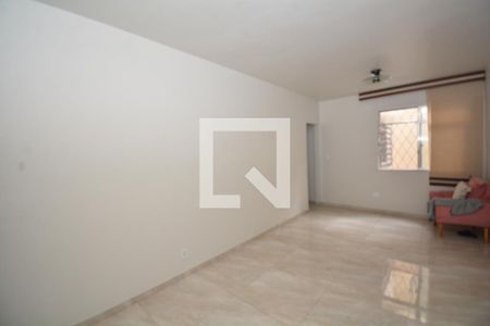 Sala de apartamento à venda com 3 quartos, 76m² em Irajá, Rio de Janeiro