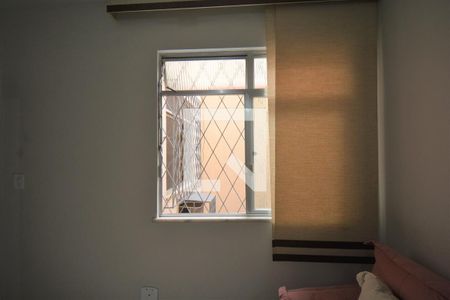 Sala de apartamento à venda com 3 quartos, 76m² em Irajá, Rio de Janeiro