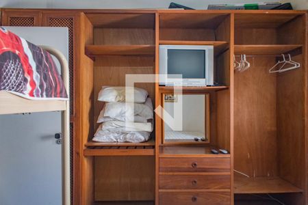 Apartamento para alugar com 140m², 4 quartos e 2 vagasQuarto 2