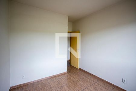 Quarto 2 de apartamento para alugar com 2 quartos, 45m² em Raul Veiga, São Gonçalo