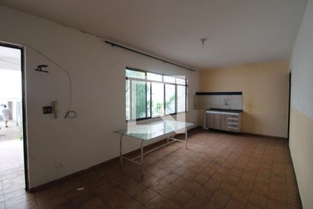 Sala de casa à venda com 2 quartos, 391m² em Vila Emir, São Paulo