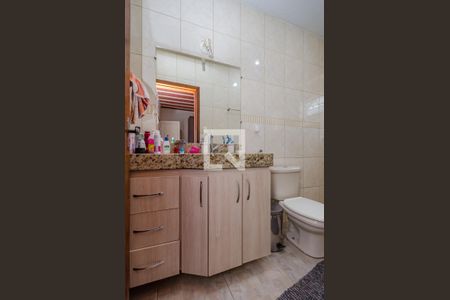 Casa à venda com 200m², 2 quartos e 2 vagasBanheiro da Suíte