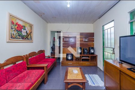 Casa à venda com 200m², 2 quartos e 2 vagasCasa 2 Sala