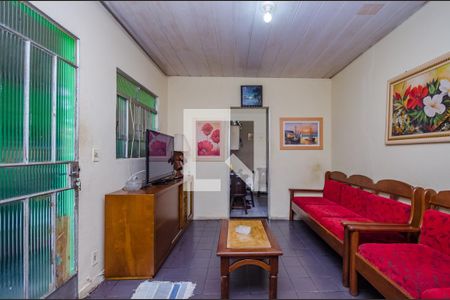 Casa à venda com 200m², 2 quartos e 2 vagasCasa 2 Sala