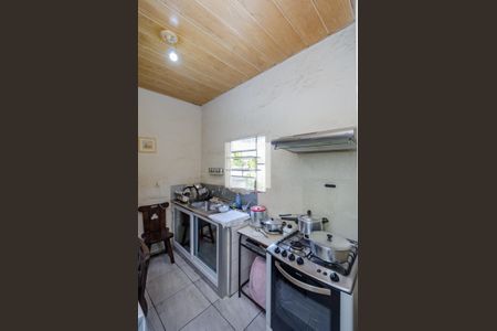 Casa à venda com 200m², 2 quartos e 2 vagasCozinha