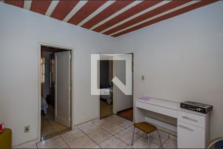 Casa à venda com 200m², 2 quartos e 2 vagasSala 2