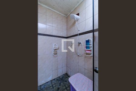 Casa à venda com 200m², 3 quartos e 2 vagasBanheiro