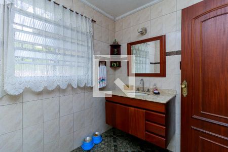 Casa à venda com 200m², 3 quartos e 2 vagasBanheiro