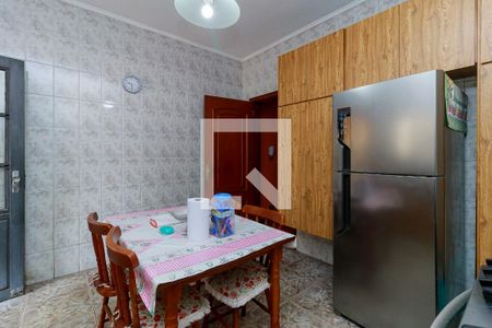 Casa à venda com 200m², 3 quartos e 2 vagasCozinha