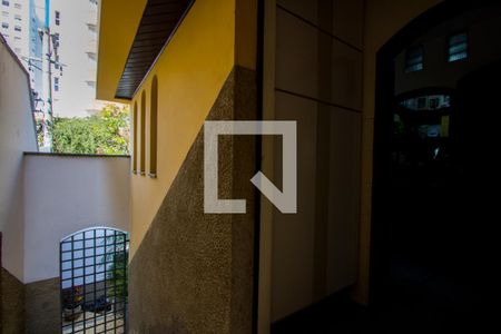 Casa à venda com 400m², 4 quartos e 5 vagas Casa à venda com 400m², 4 quartos e 5 vagasCorredor - Externo