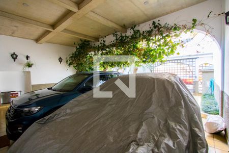 Casa à venda com 400m², 4 quartos e 5 vagas Casa à venda com 400m², 4 quartos e 5 vagasGaragem