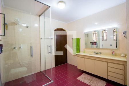 Casa à venda com 400m², 4 quartos e 5 vagas Casa à venda com 400m², 4 quartos e 5 vagasBanheiro do quarto 1